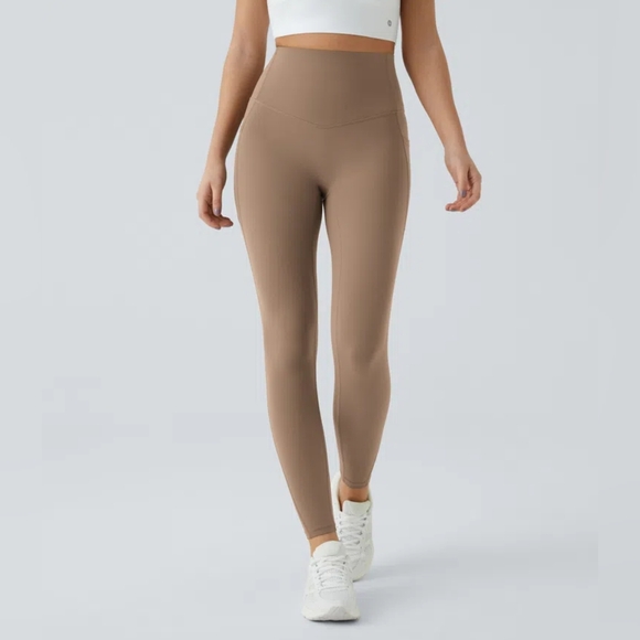 Halara UltraSculpt™ SoCinched High Waisted Tummy Control Side Pocket Tights - Picture 1 of 12